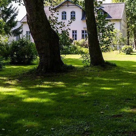 Gutshof Gross Behnkenhagen