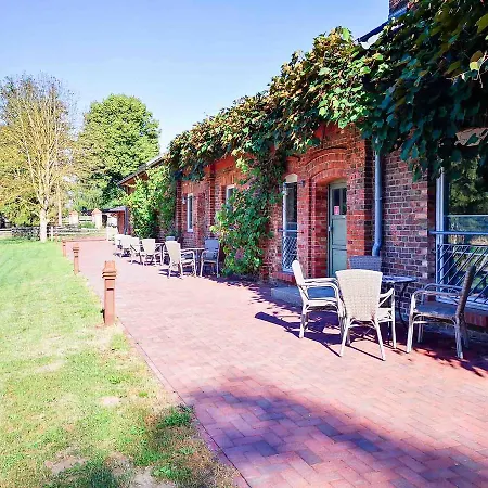 Gutshof *