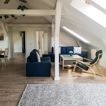 Gutshof * Gross Behnkenhagen